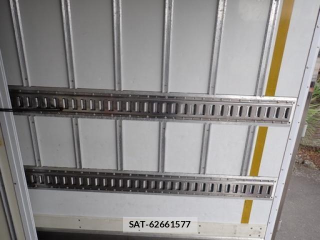 Mitsubishi CANTER 2014-07 8795447-23