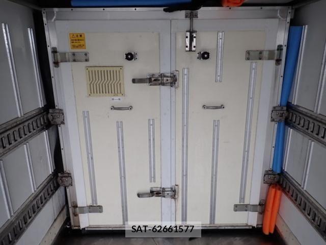 Mitsubishi CANTER 2014-07 8795447-25
