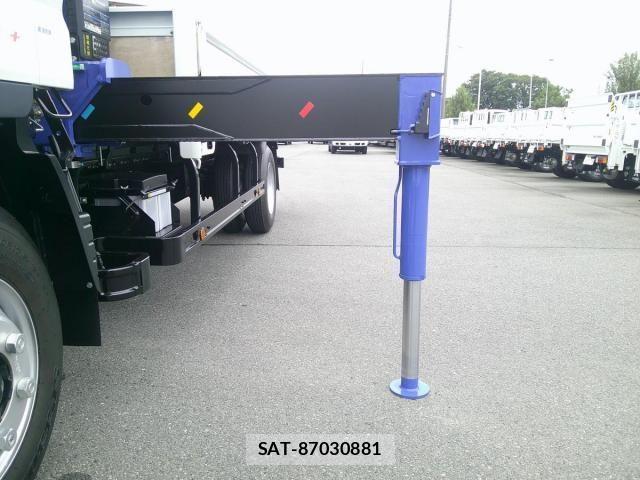 Mitsubishi CANTER 2026-04 8795451-14