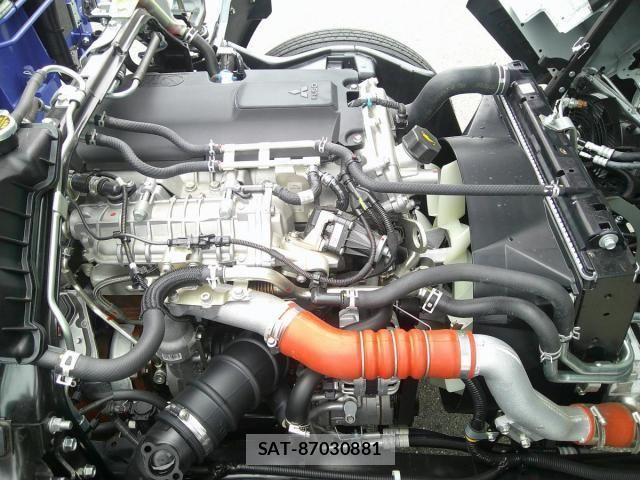Mitsubishi CANTER 2026-04 8795451-26