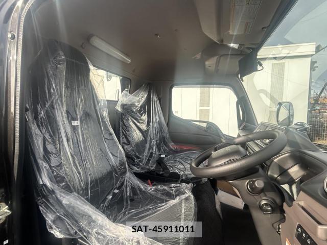 Mitsubishi CANTER 2026-03 8795440-13