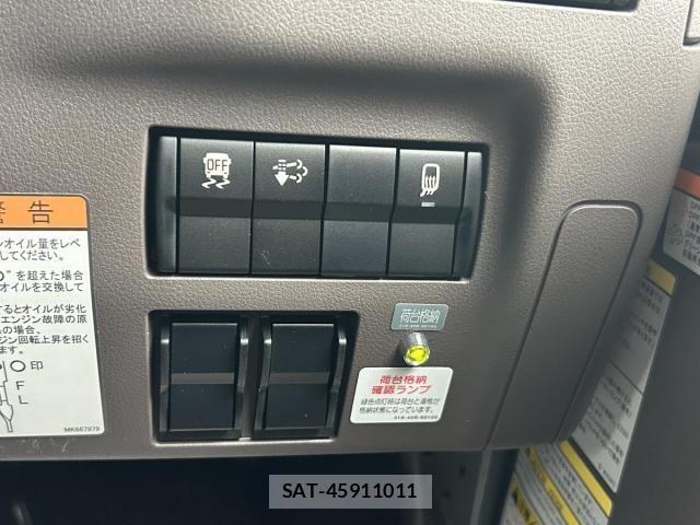 Mitsubishi CANTER 2026-03 8795440-23