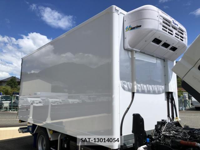 Mitsubishi CANTER 2026-05 8828148-27