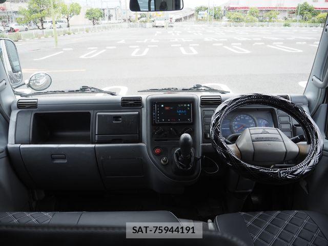 Mitsubishi CANTER 2005-03 8828166-13