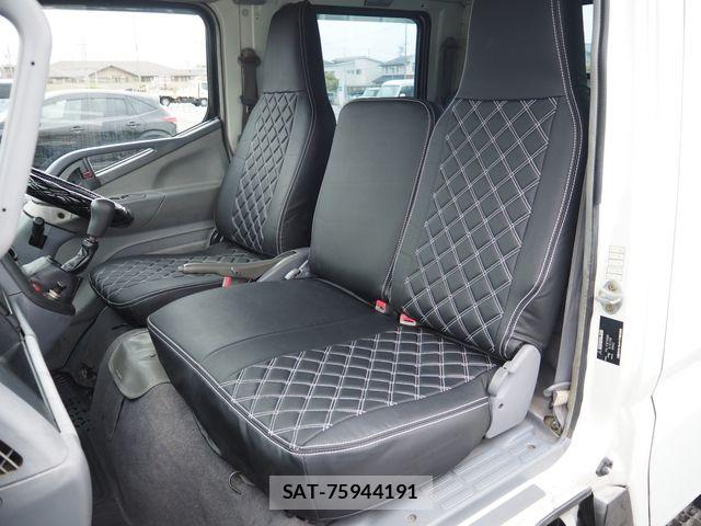 Mitsubishi CANTER 2005-03 8828166-21