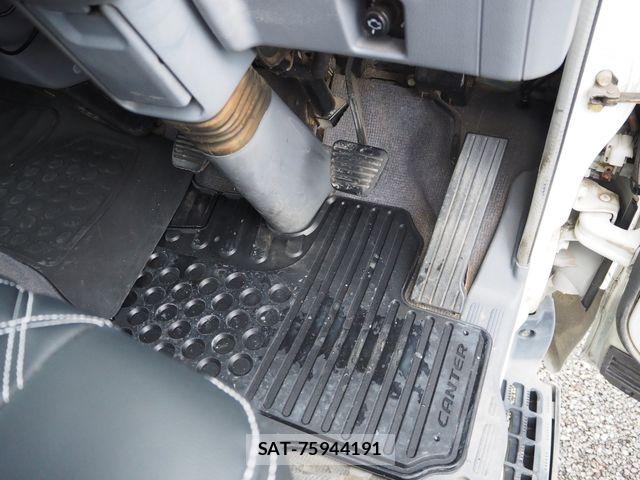Mitsubishi CANTER 2005-03 8828166-22