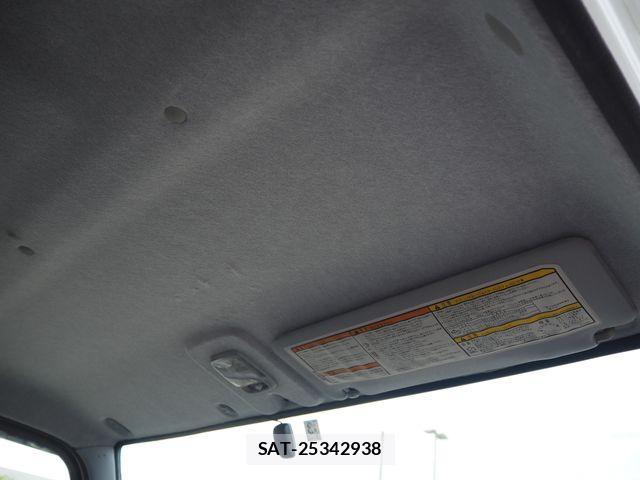 Mitsubishi CANTER 2015-03 8828167-21