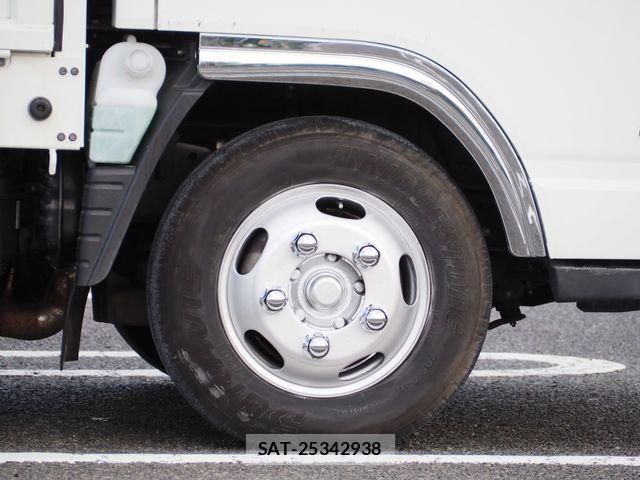Mitsubishi CANTER 2015-03 8828167-7