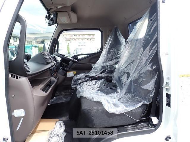 Mitsubishi CANTER 2026-04 8828156-13