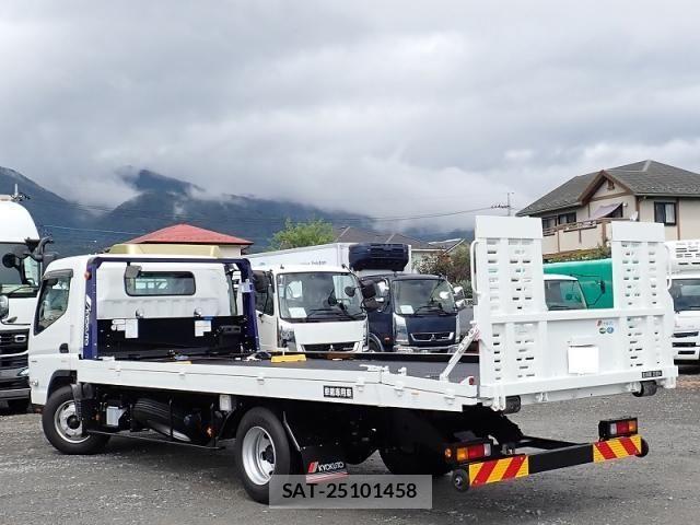Mitsubishi CANTER 2026-04 8828156-3