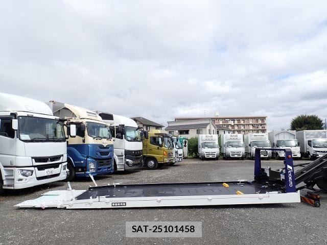 Mitsubishi CANTER 2026-04 8828156-6