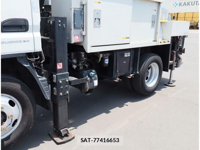 Mitsubishi CANTER 2018-03 8828165-16