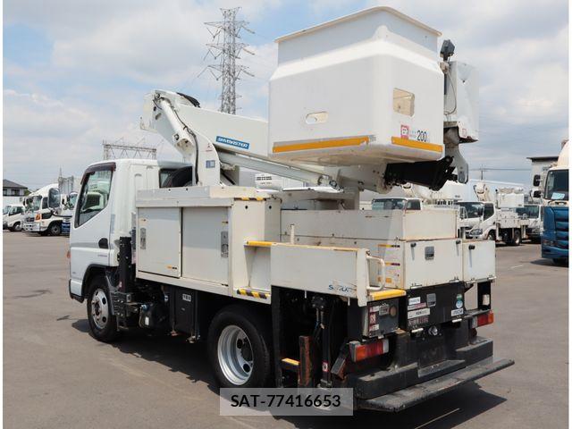 Mitsubishi CANTER 2018-03 8828165-4