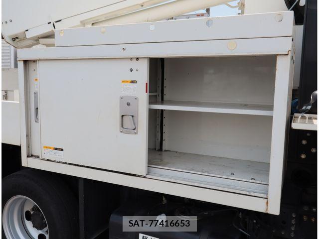 Mitsubishi CANTER 2018-03 8828165-5