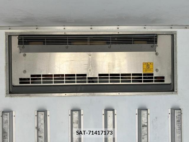 Mitsubishi CANTER 2023-12 8848408-9