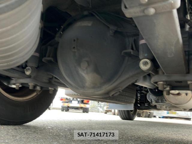 Mitsubishi CANTER 2023-12 8848408-12
