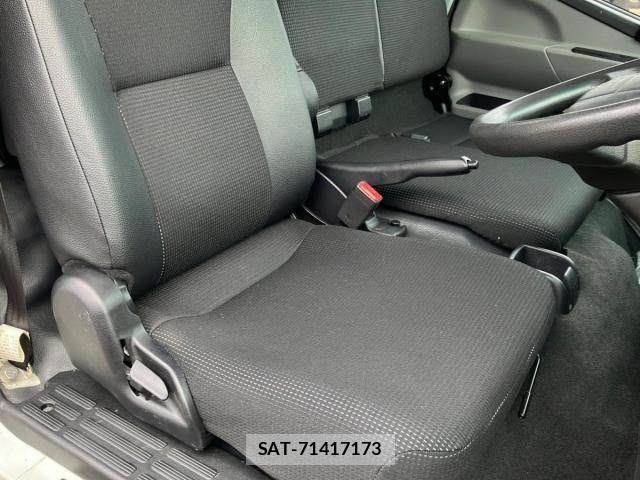 Mitsubishi CANTER 2023-12 8848408-15