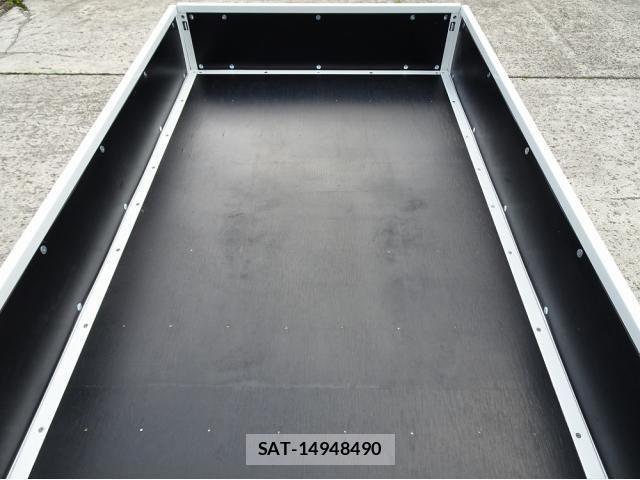 Mitsubishi CANTER 2026-05 8848404-14