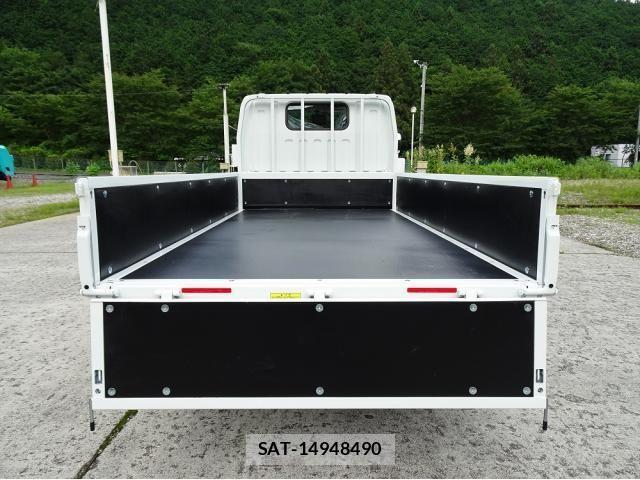 Mitsubishi CANTER 2026-05 8848404-15