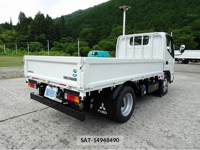 Mitsubishi CANTER 2026-05 8848404-21