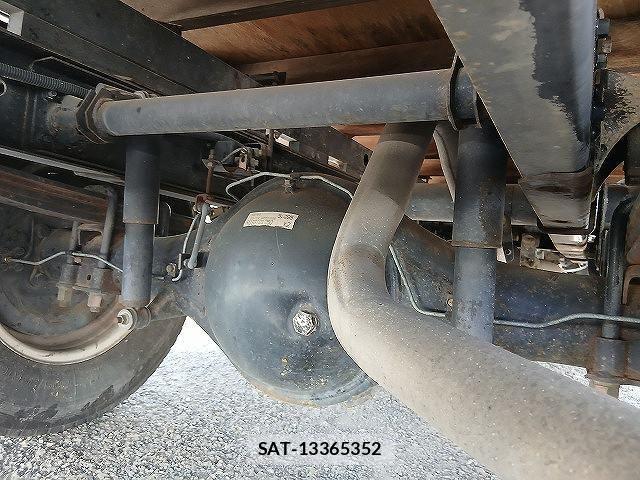 Mitsubishi CANTER 2000-07 8848413-18
