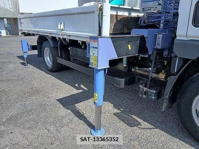 Mitsubishi CANTER 2000-07 8848413-8