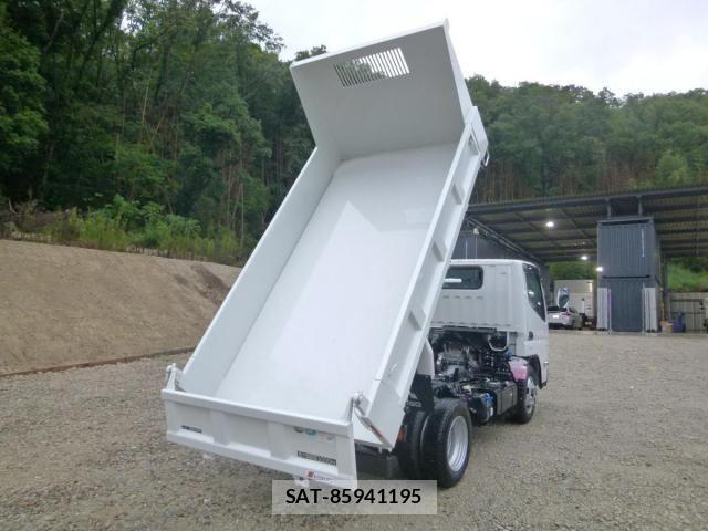 Mitsubishi CANTER 2026-05 8848405-15