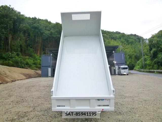Mitsubishi CANTER 2026-05 8848405-16