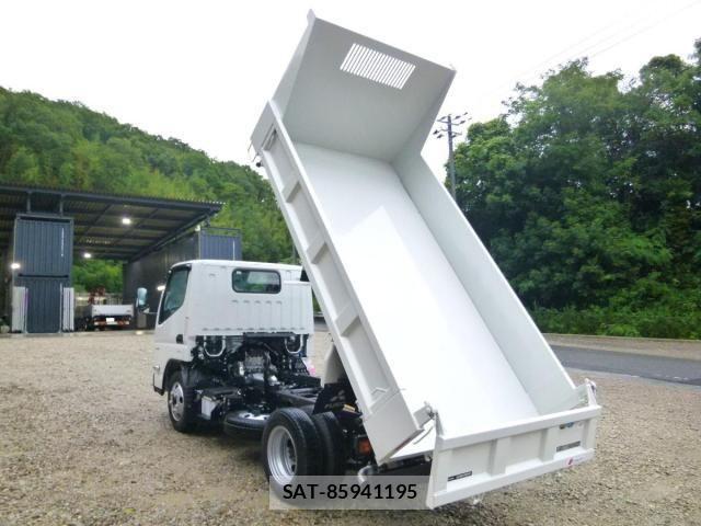 Mitsubishi CANTER 2026-05 8848405-17