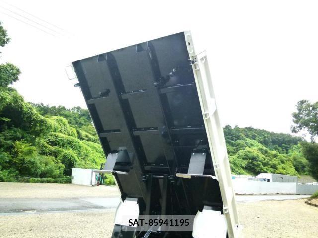Mitsubishi CANTER 2026-05 8848405-18