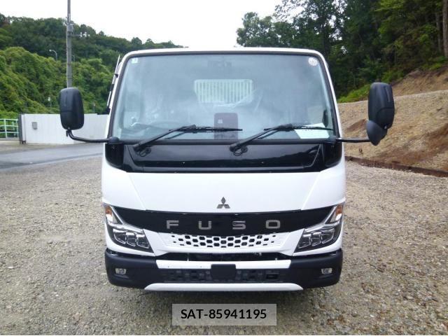 Mitsubishi CANTER 2026-05 8848405-1
