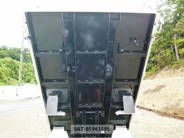 Mitsubishi CANTER 2026-05 8848405-19