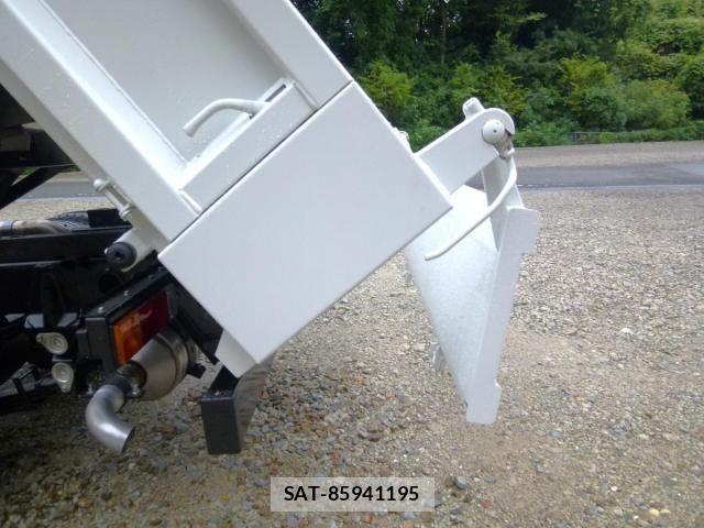 Mitsubishi CANTER 2026-05 8848405-22
