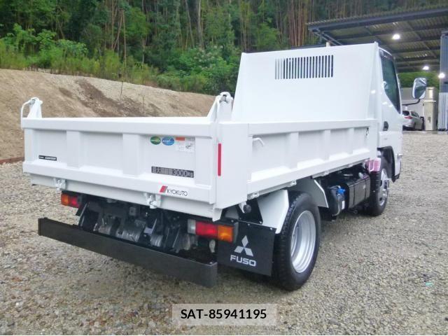 Mitsubishi CANTER 2026-05 8848405-3