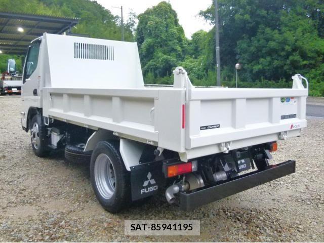 Mitsubishi CANTER 2026-05 8848405-5