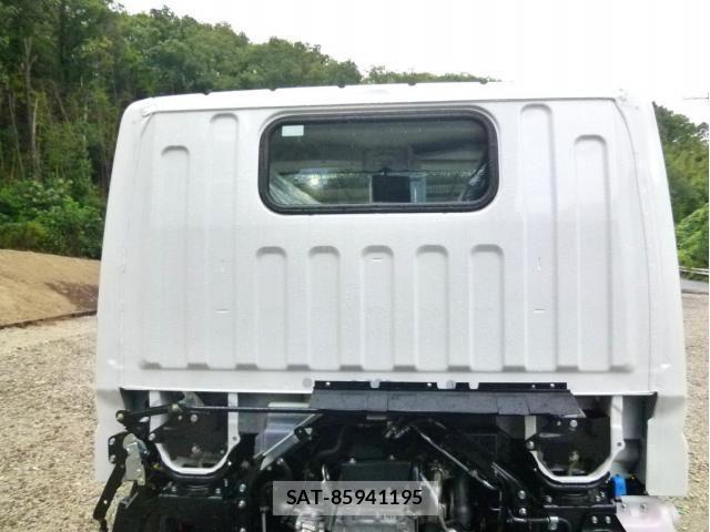 Mitsubishi CANTER 2026-05 8848405-8