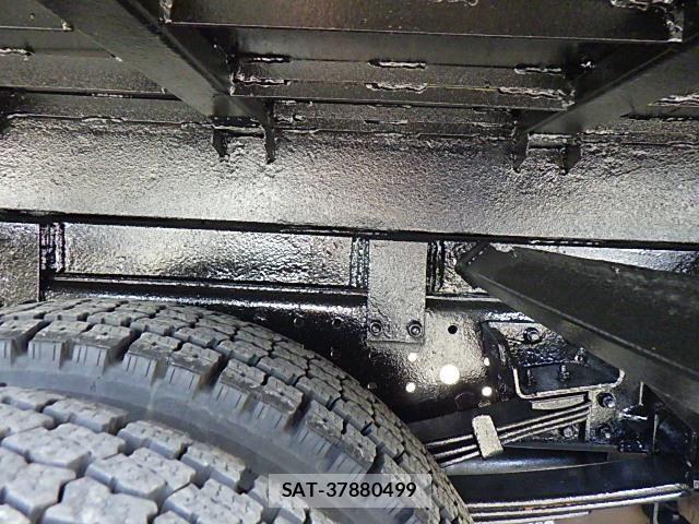 Mitsubishi CANTER 2012-03 8848399-14