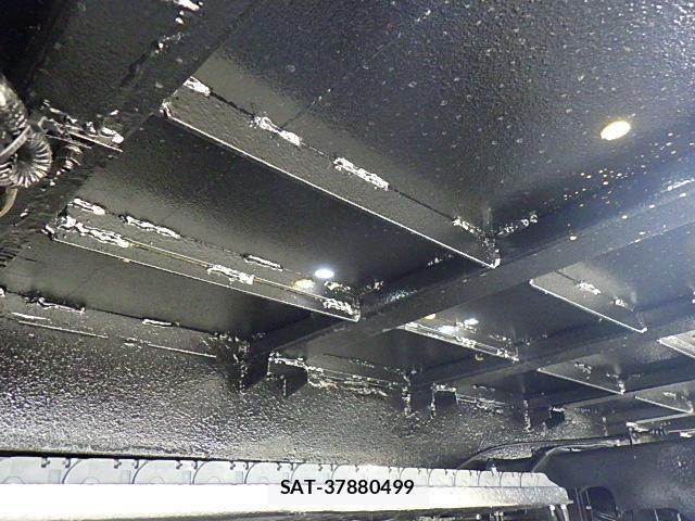 Mitsubishi CANTER 2012-03 8848399-17