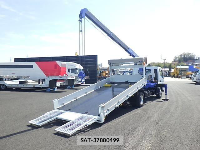 Mitsubishi CANTER 2012-03 8848399-23
