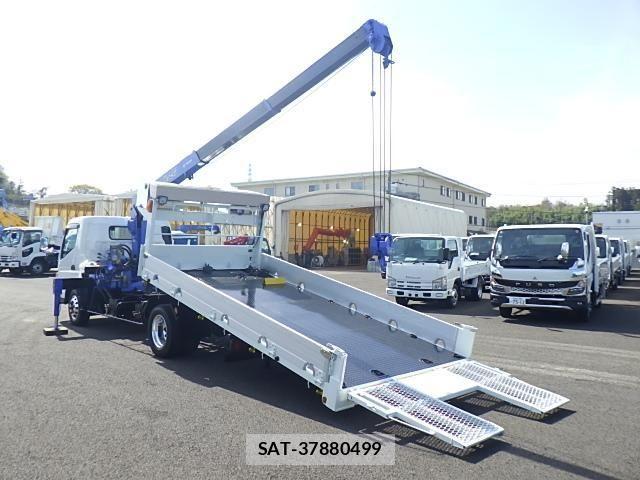 Mitsubishi CANTER 2012-03 8848399-24