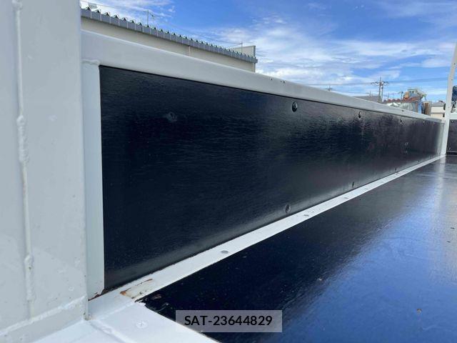 Mitsubishi CANTER 2019-09 8848417-9