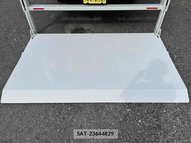 Mitsubishi CANTER 2019-09 8848417-14