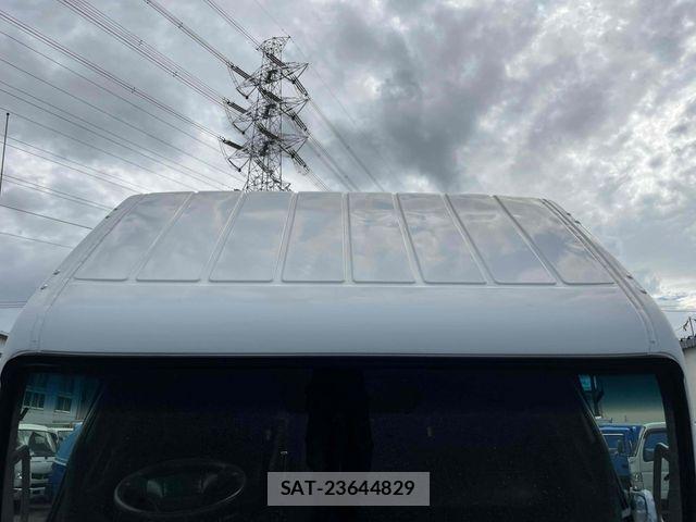 Mitsubishi CANTER 2019-09 8848417-16
