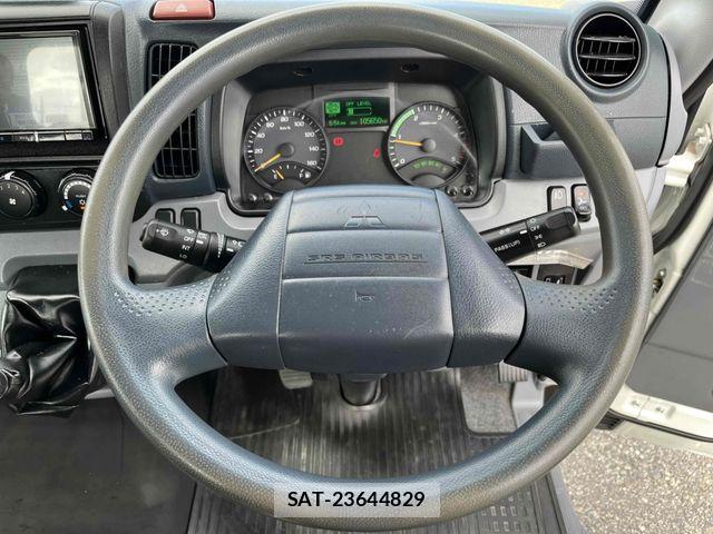 Mitsubishi CANTER 2019-09 8848417-19