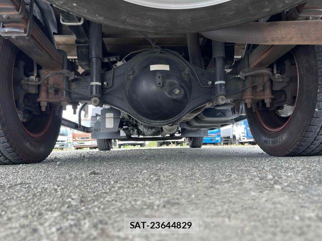 Mitsubishi CANTER 2019-09 8848417-25