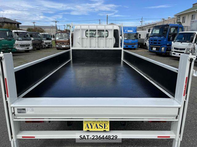 Mitsubishi CANTER 2019-09 8848417-6