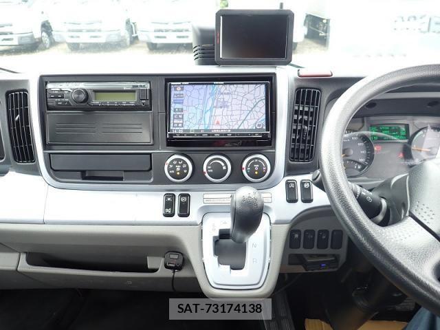 Mitsubishi CANTER 2021-08 8848400-14