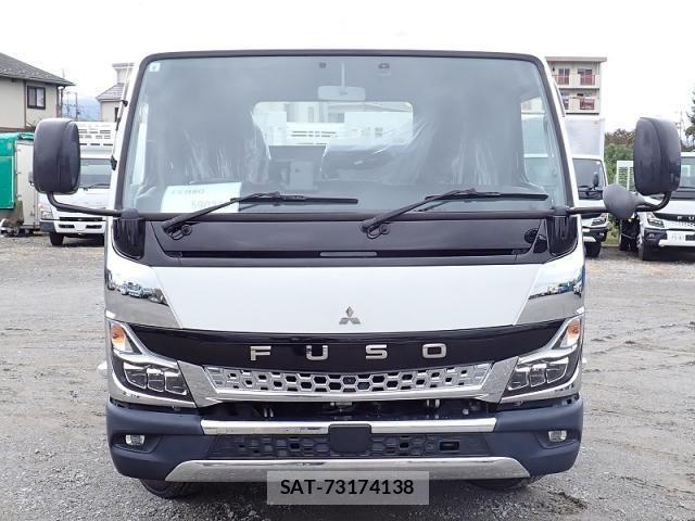 Mitsubishi CANTER 2021-08 8848400-4