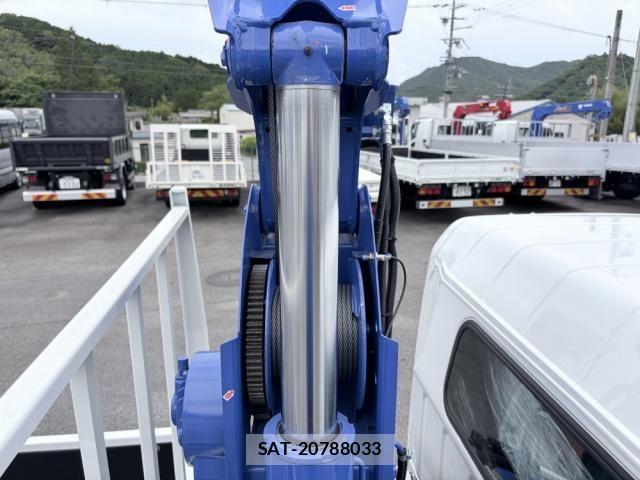 Mitsubishi CANTER 2026-05 8848396-18