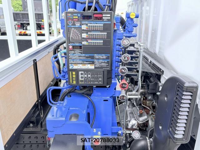 Mitsubishi CANTER 2026-05 8848396-22
